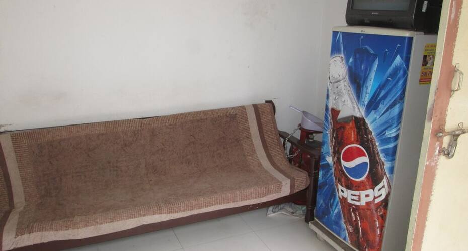 Sai Ganesh Guest House, Shirdi 3
